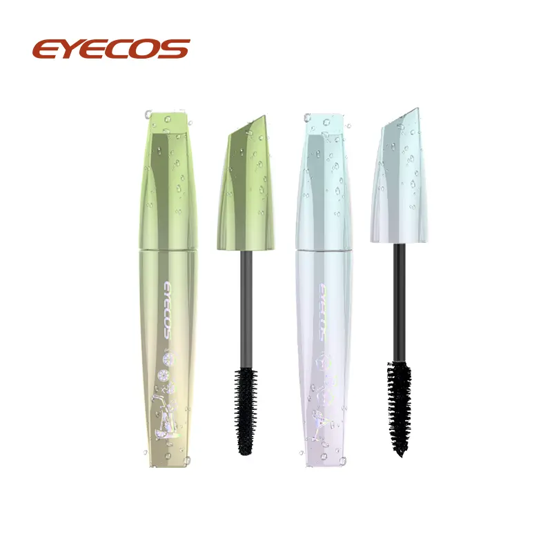 Mascara arricciante e volumizzante waterproof